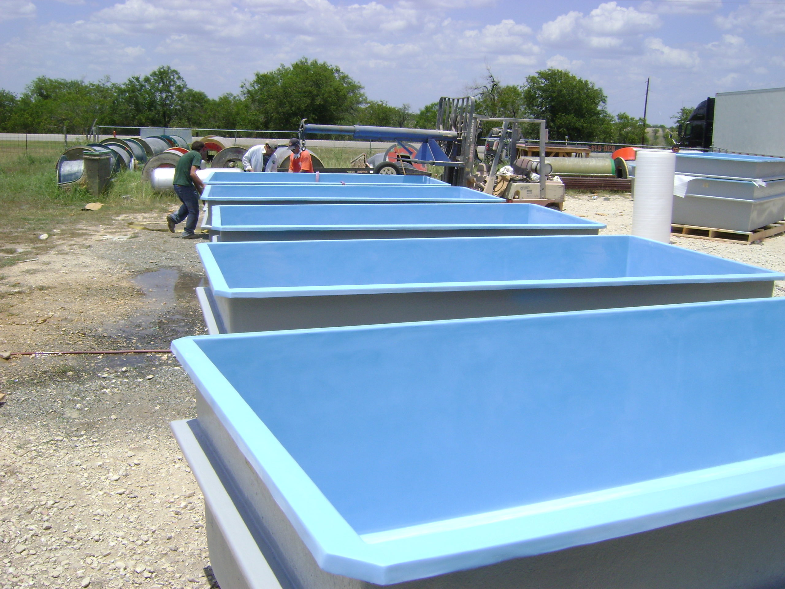 1 616 Gal Rectangular Fiberglass Tank Hydro Composites LLC