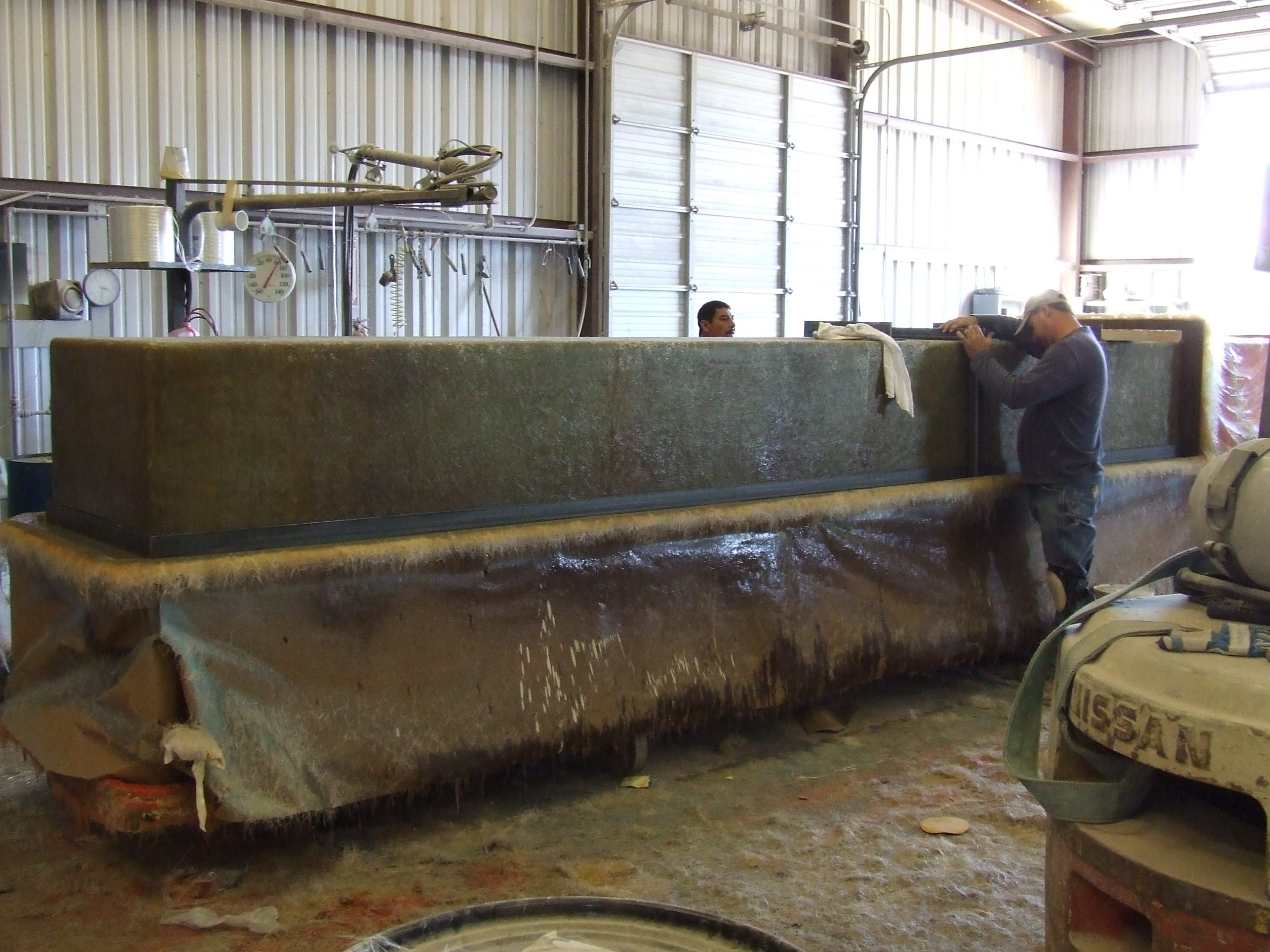 1,570 gal. Rectangular Fiberglass Raceway Tank Hydro Composites, LLC