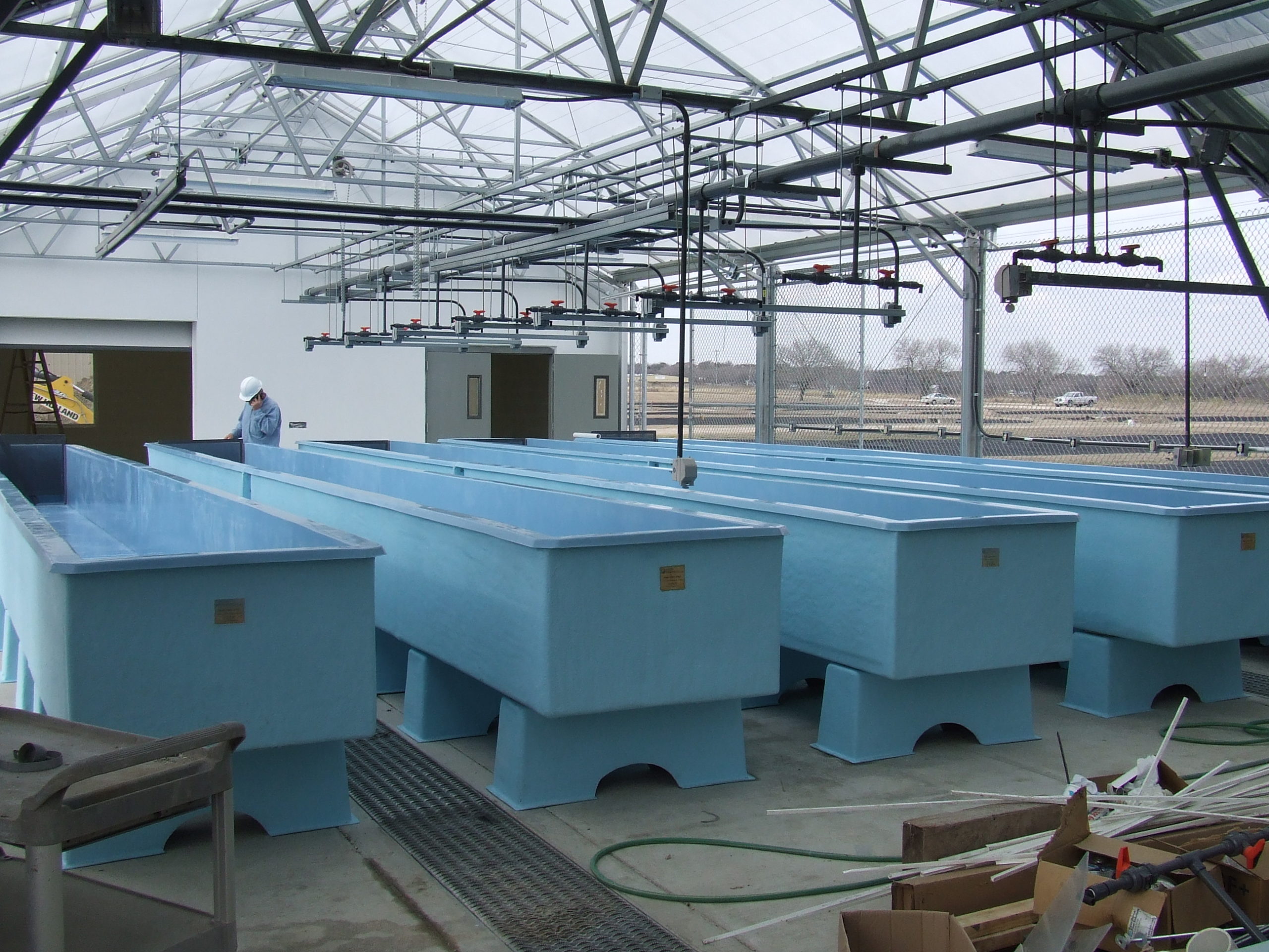 1,570 gal. Rectangular Fiberglass Raceway Tank Hydro Composites, LLC