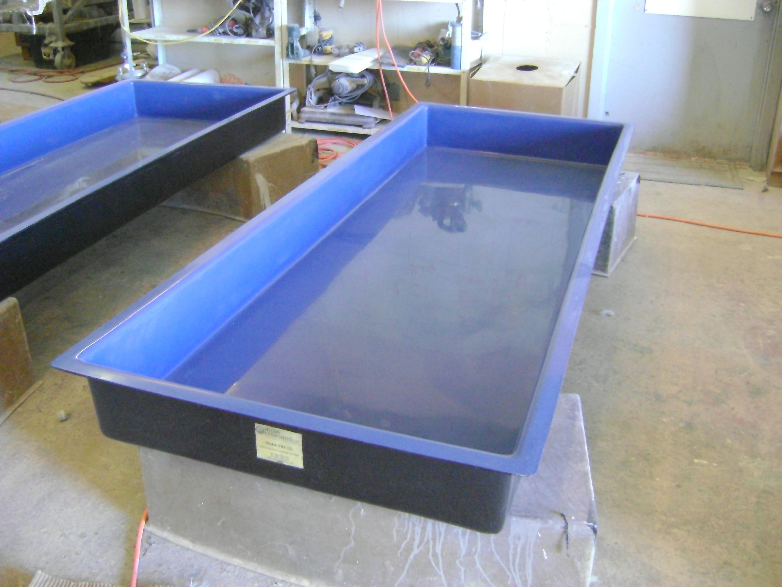 121 gal. Rectangular Fiberglass Tray Hydro Composites, LLC
